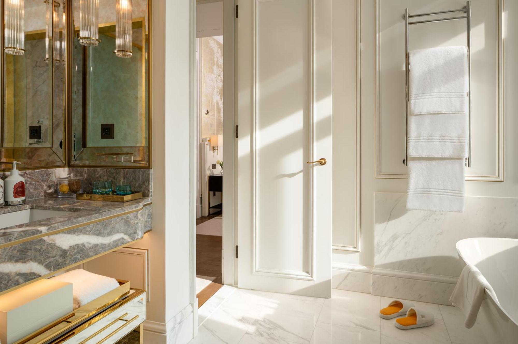 Corinthia Grand Hotel Du Boulevard Букурещ Екстериор снимка